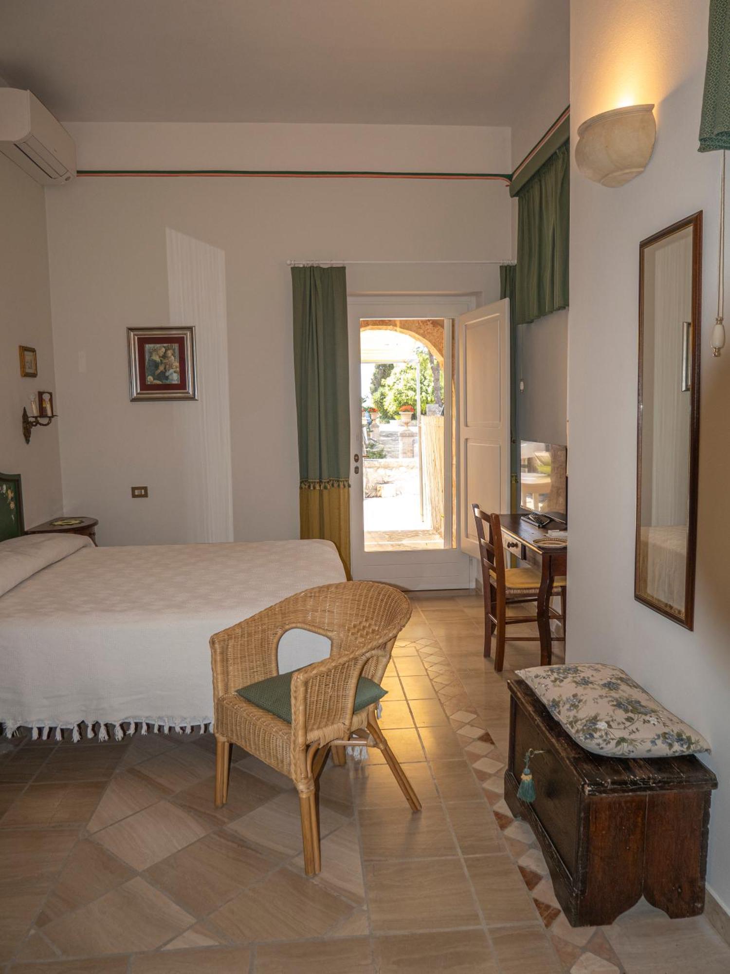 Agriturismo Masseria Alcorico Gagliano del Capo Εξωτερικό φωτογραφία
